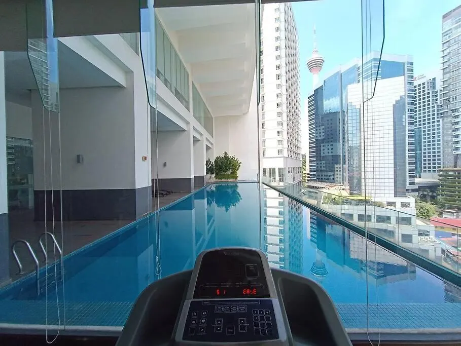 Rm203 Bukit Bintang Balcony Studio Infinity Pool クアラルンプール