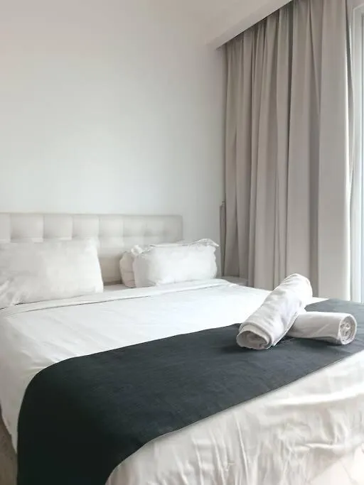 Rm203 Bukit Bintang Balcony Studio Infinity Pool クアラルンプール